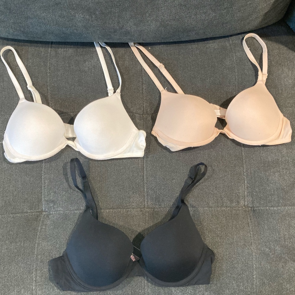 Victoria’s Secret push-up bra bundle